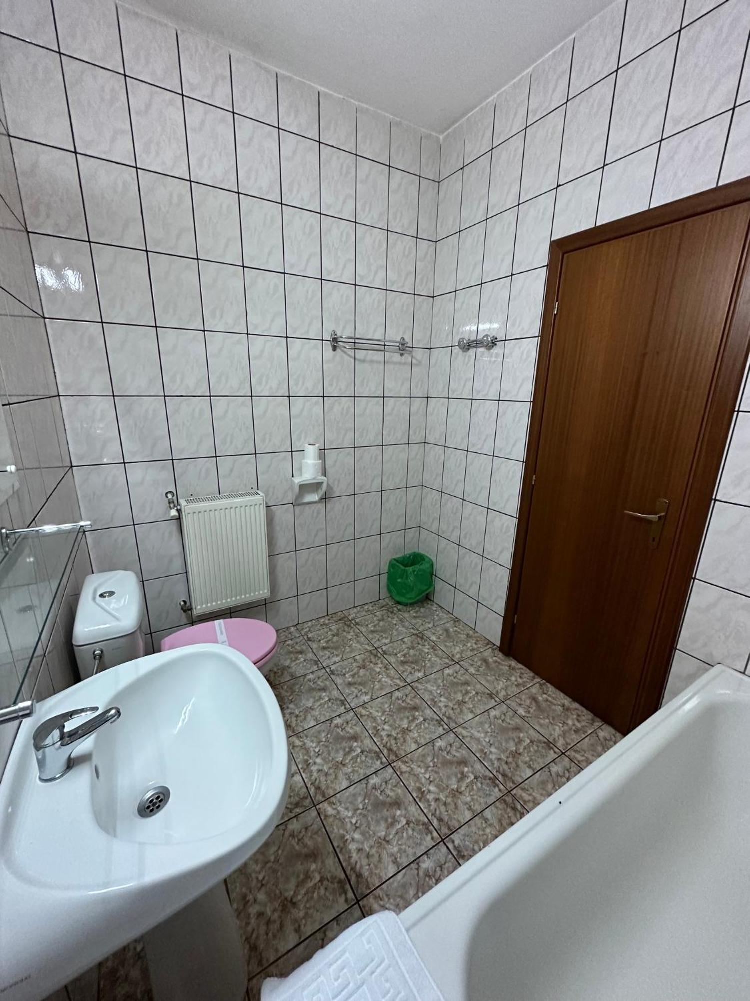 Hotel Diana Bistriţa المظهر الخارجي الصورة
