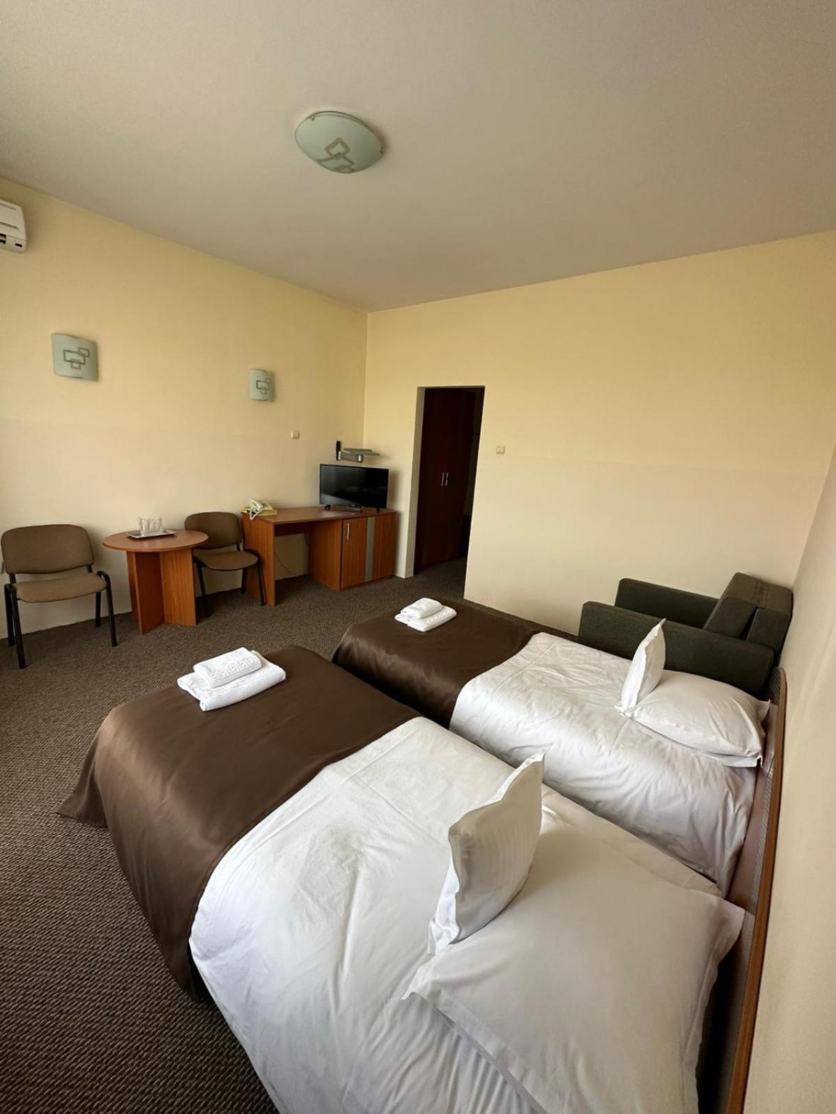 Hotel Diana Bistriţa المظهر الخارجي الصورة