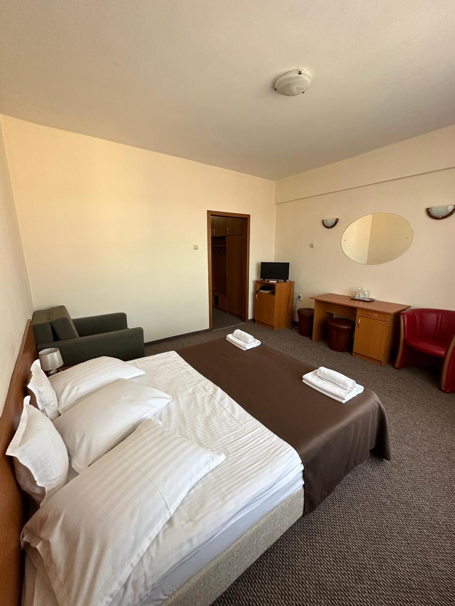 Hotel Diana Bistriţa المظهر الخارجي الصورة