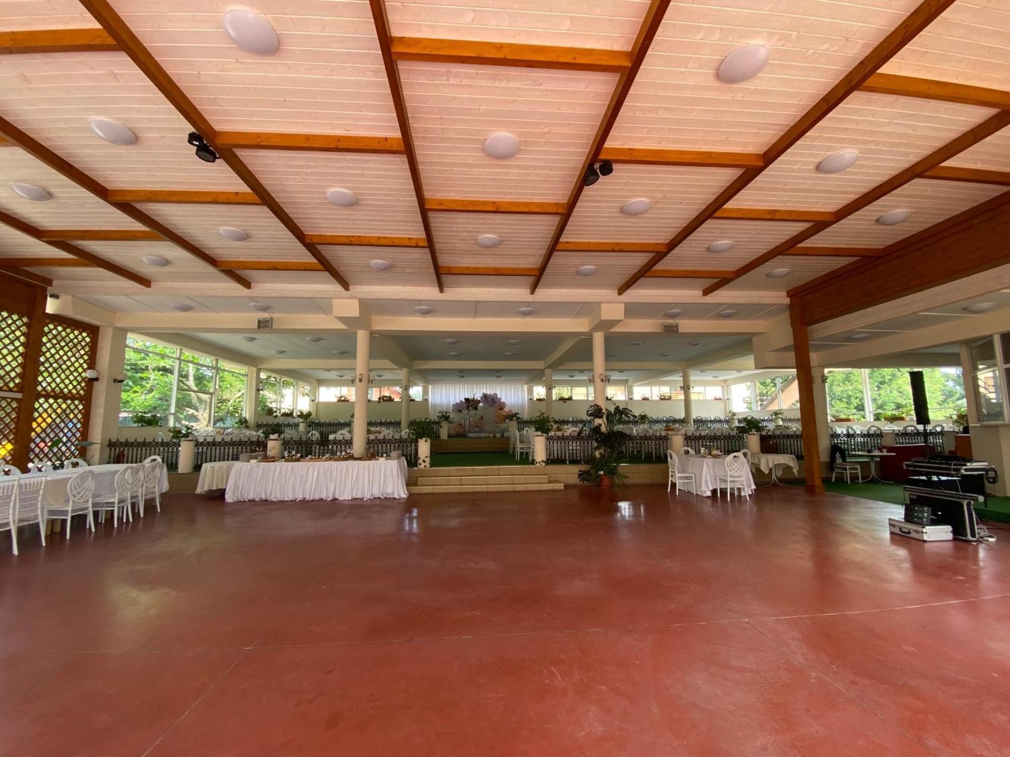Hotel Diana Bistriţa المظهر الخارجي الصورة