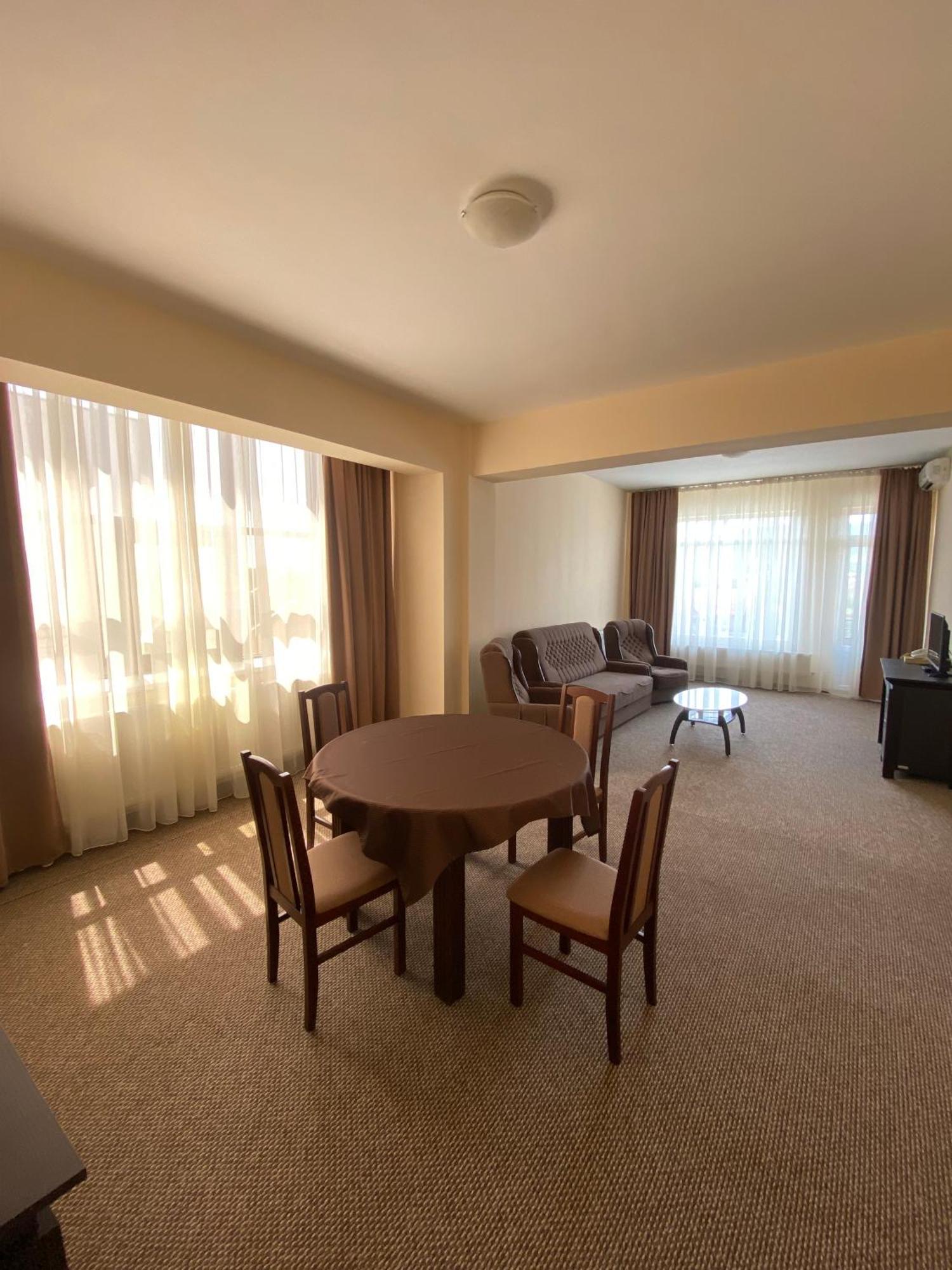 Hotel Diana Bistriţa المظهر الخارجي الصورة