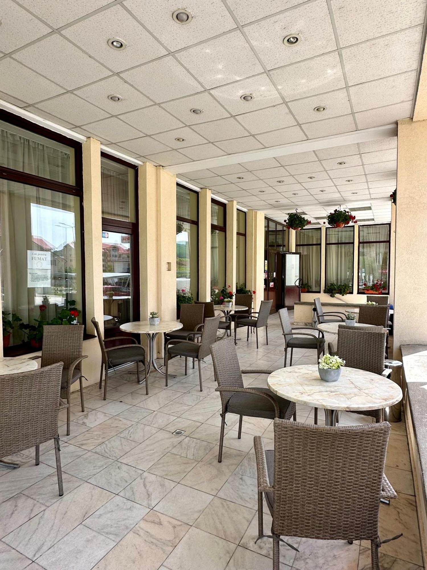 Hotel Diana Bistriţa المظهر الخارجي الصورة