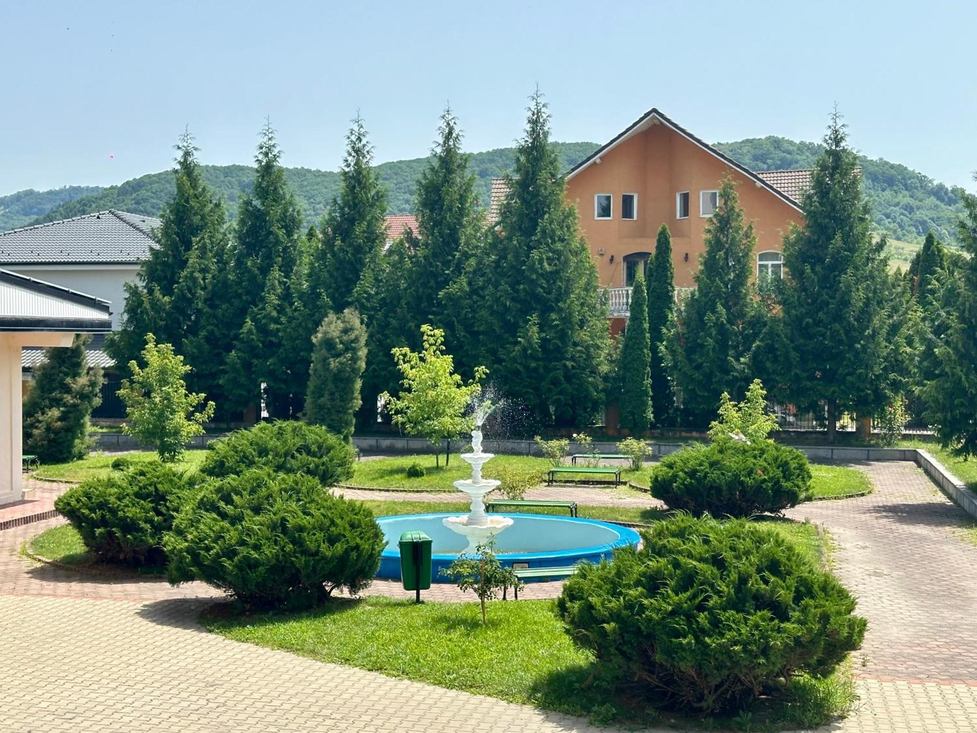 Hotel Diana Bistriţa المظهر الخارجي الصورة